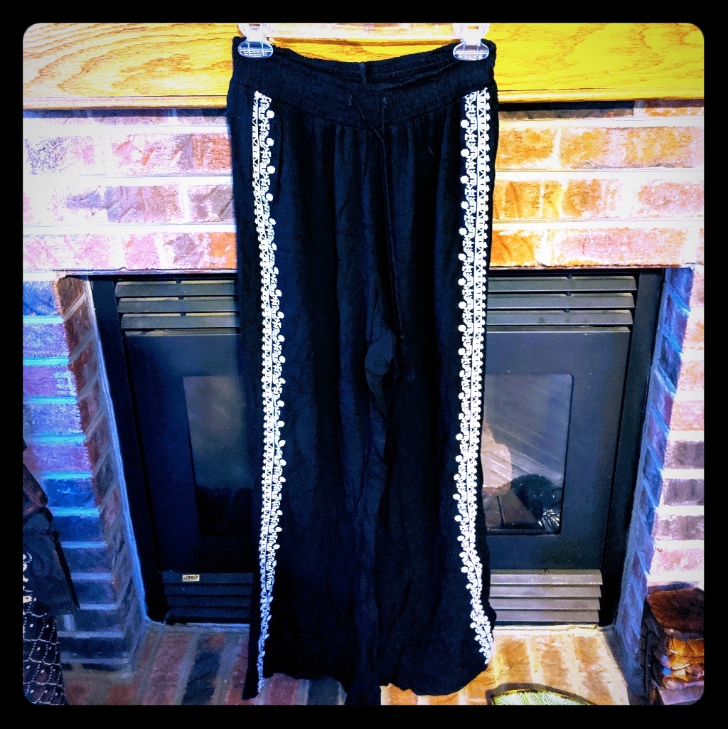 Mudd Brand Black Rayon Bohemian Player Pants Large